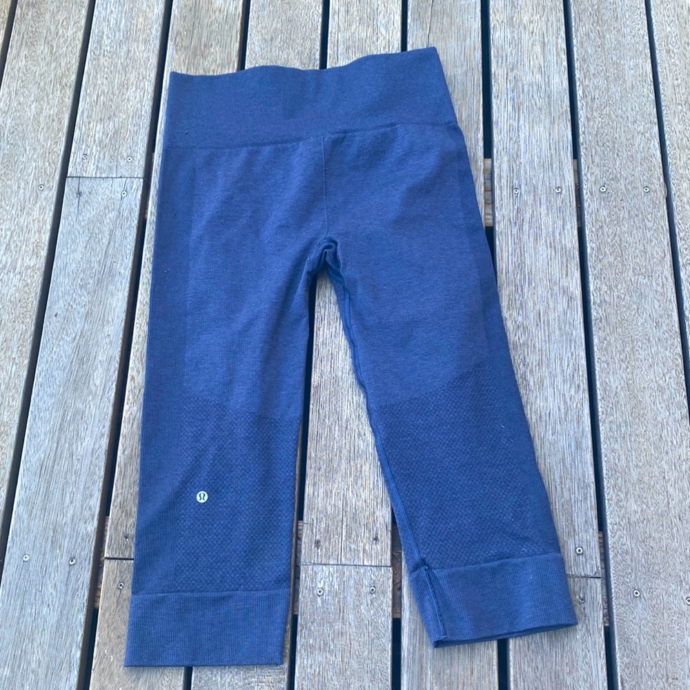 ❌❌SOLD❌❌ Lululemon Crops Size 6